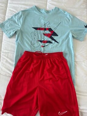 Nike Light Blue Graphic T‑Shirt with Red Athletic Shorts Bundle